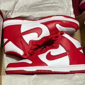 Nike Dunk Red